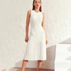 round neck sleeveless pleated women's white knit dress